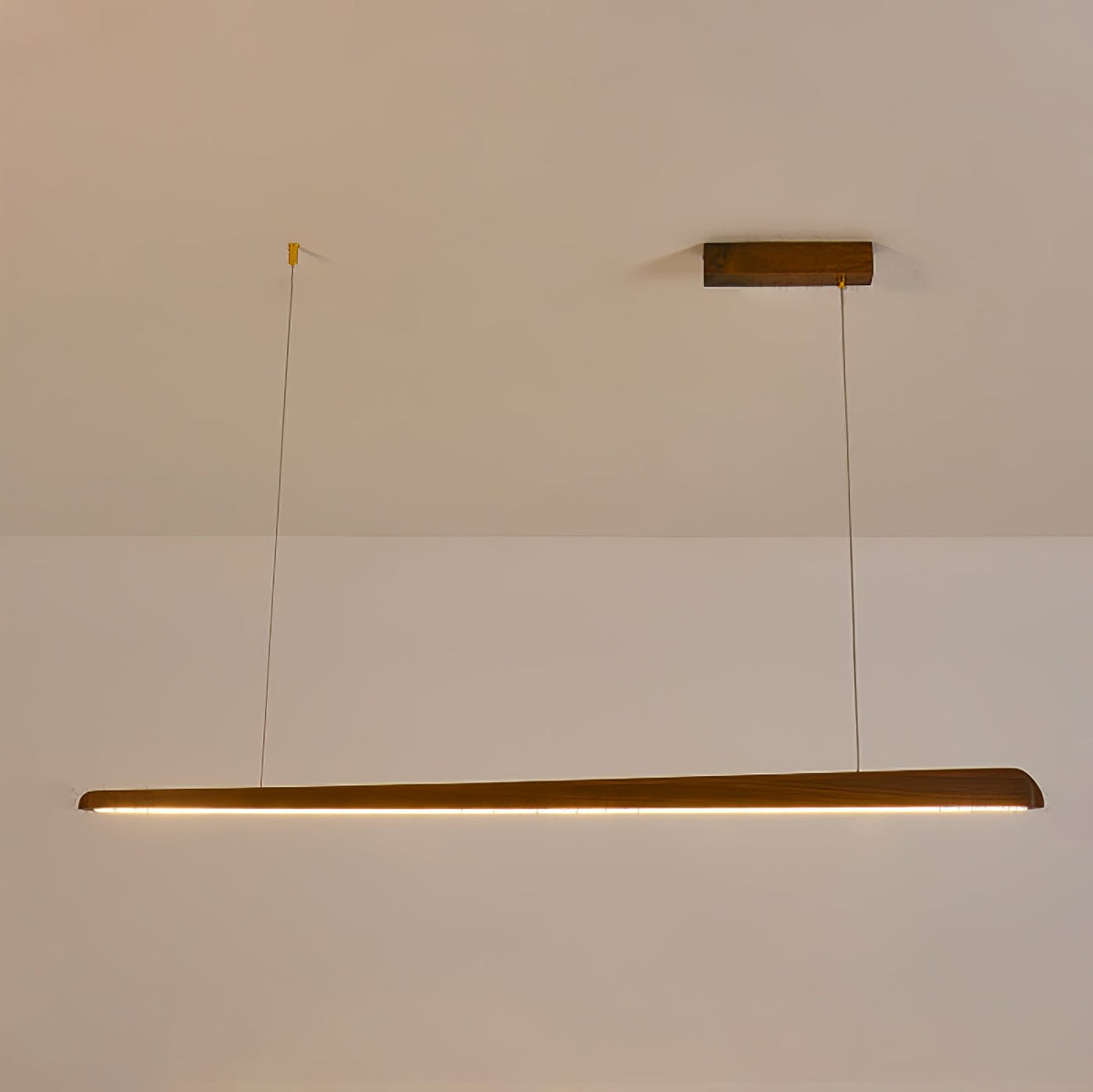 Sylanaya lámpara colgante de madera minimalista