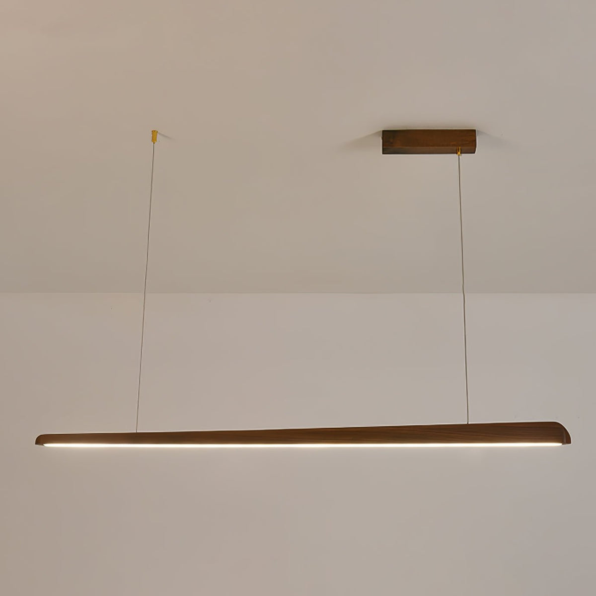 Sylanaya lámpara colgante de madera minimalista