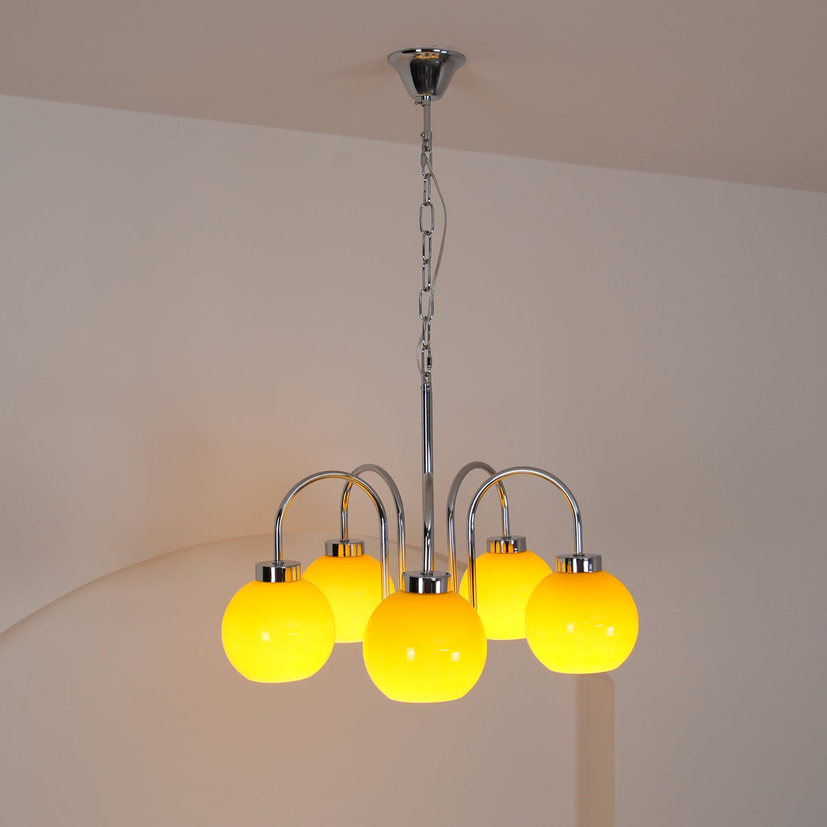 Liororian lámpara de araña con globos de vidrio amarillo