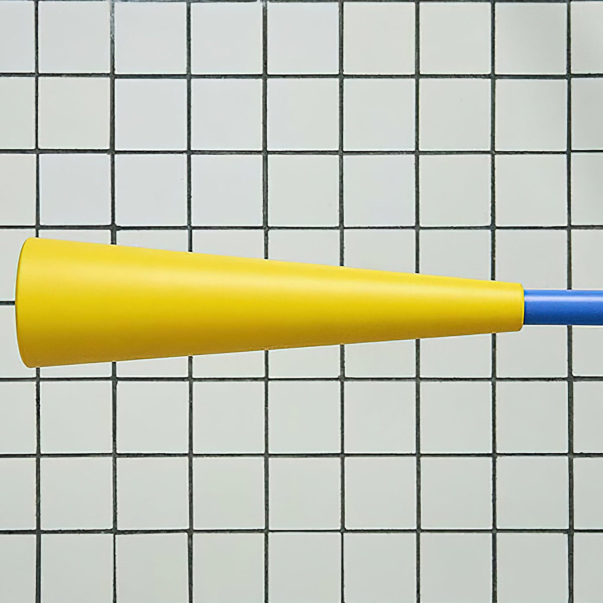 Vellaro aplique de pared con brazo oscilante largo