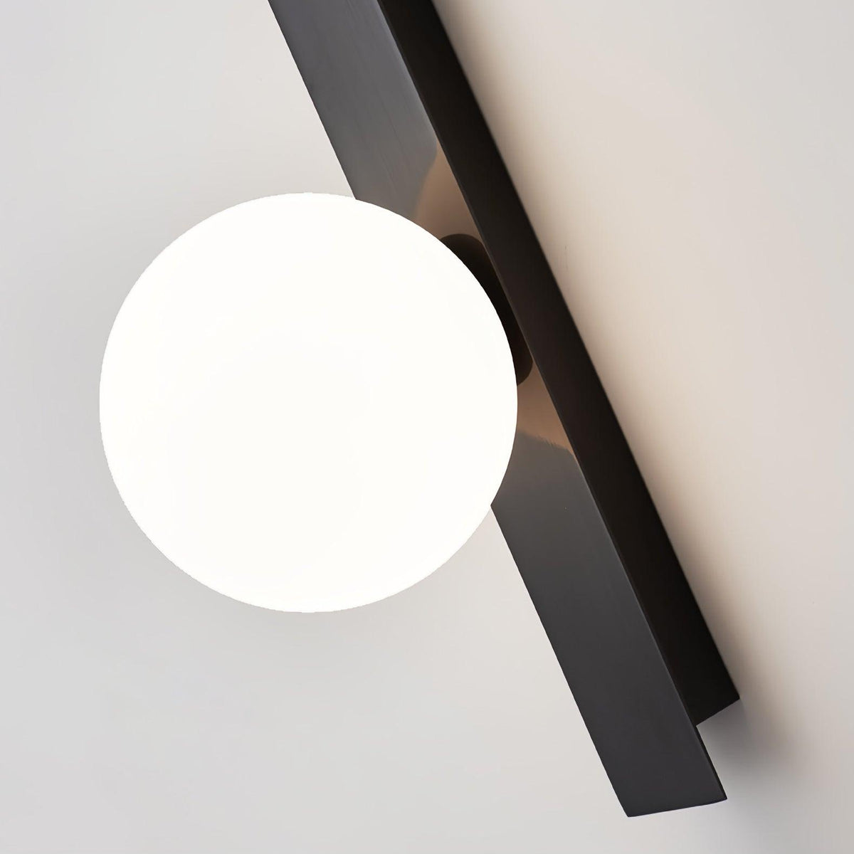 Aloz aplique de pared minimalista de vidrio y latón