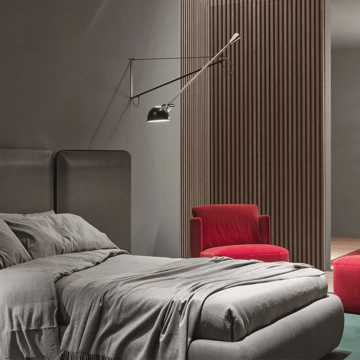 Vellaro aplique de pared con brazo oscilante largo
