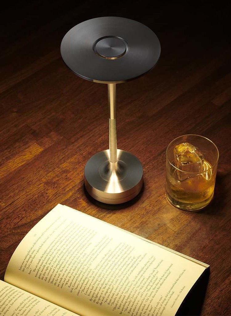 Solvane lámpara de mesa recargable