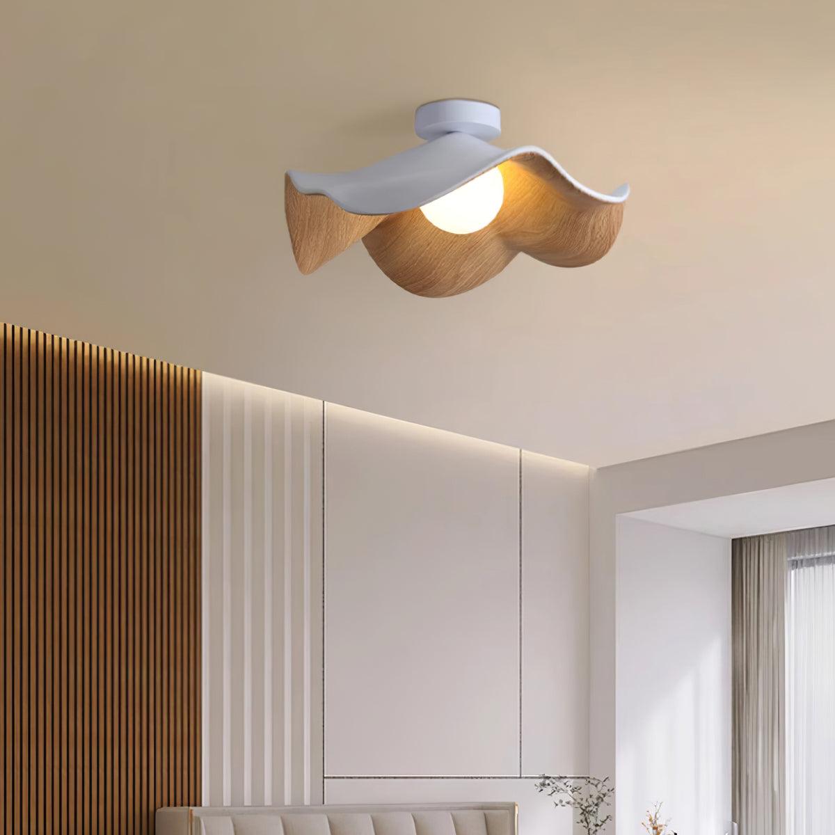 Belenor lámpara de techo Lotus Leaf con acabado de madera y blanco