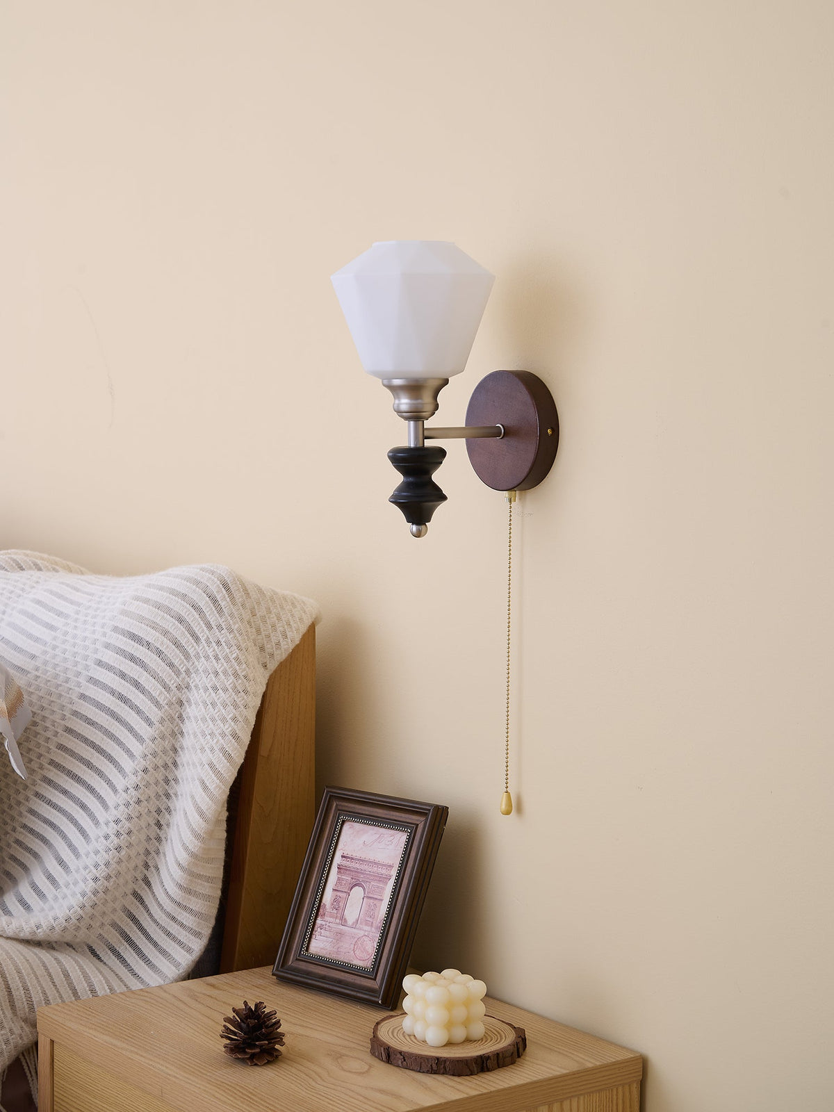 Lucille aplique de pared elegancia de estilo clásico Art vidrio madera
