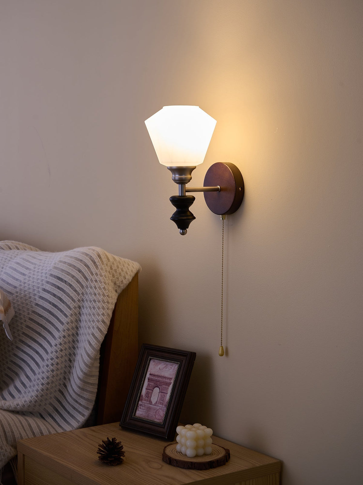 Lucille aplique de pared elegancia de estilo clásico Art vidrio madera