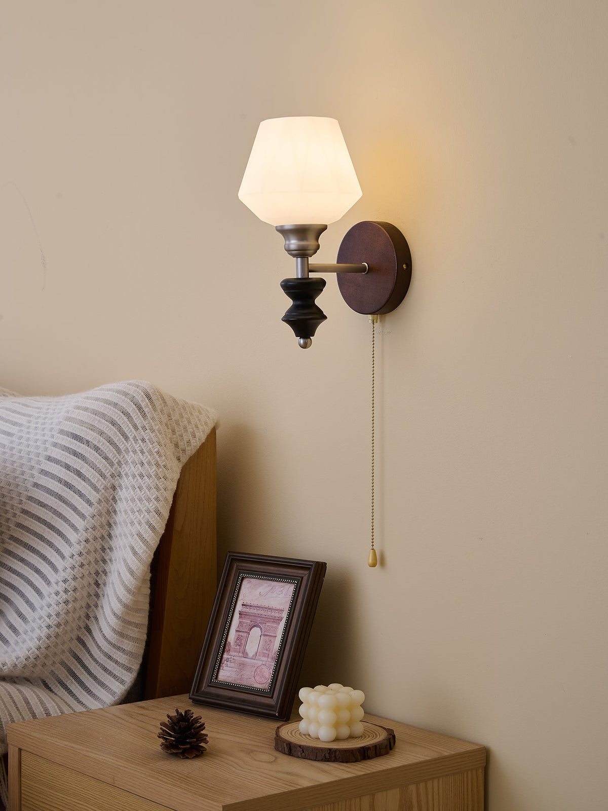 Lucille aplique de pared elegancia de estilo clásico Art vidrio madera