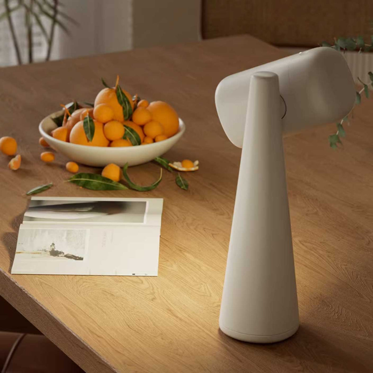 Samson lámpara de mesa minimalista