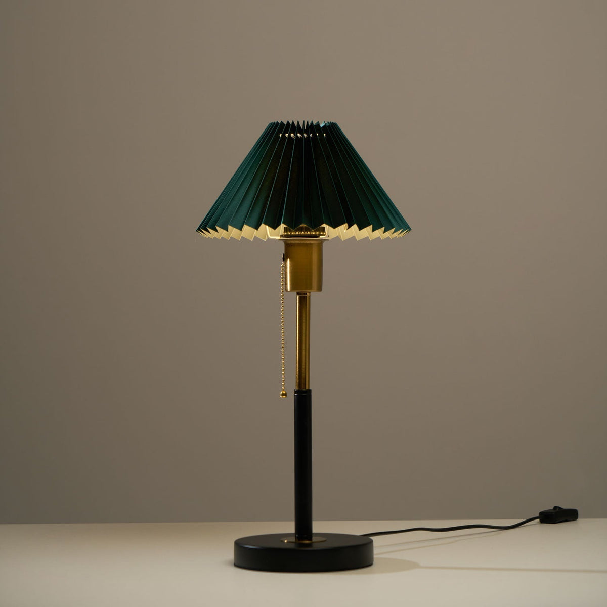 Mevzo lámpara de mesa minimalista de cerámica