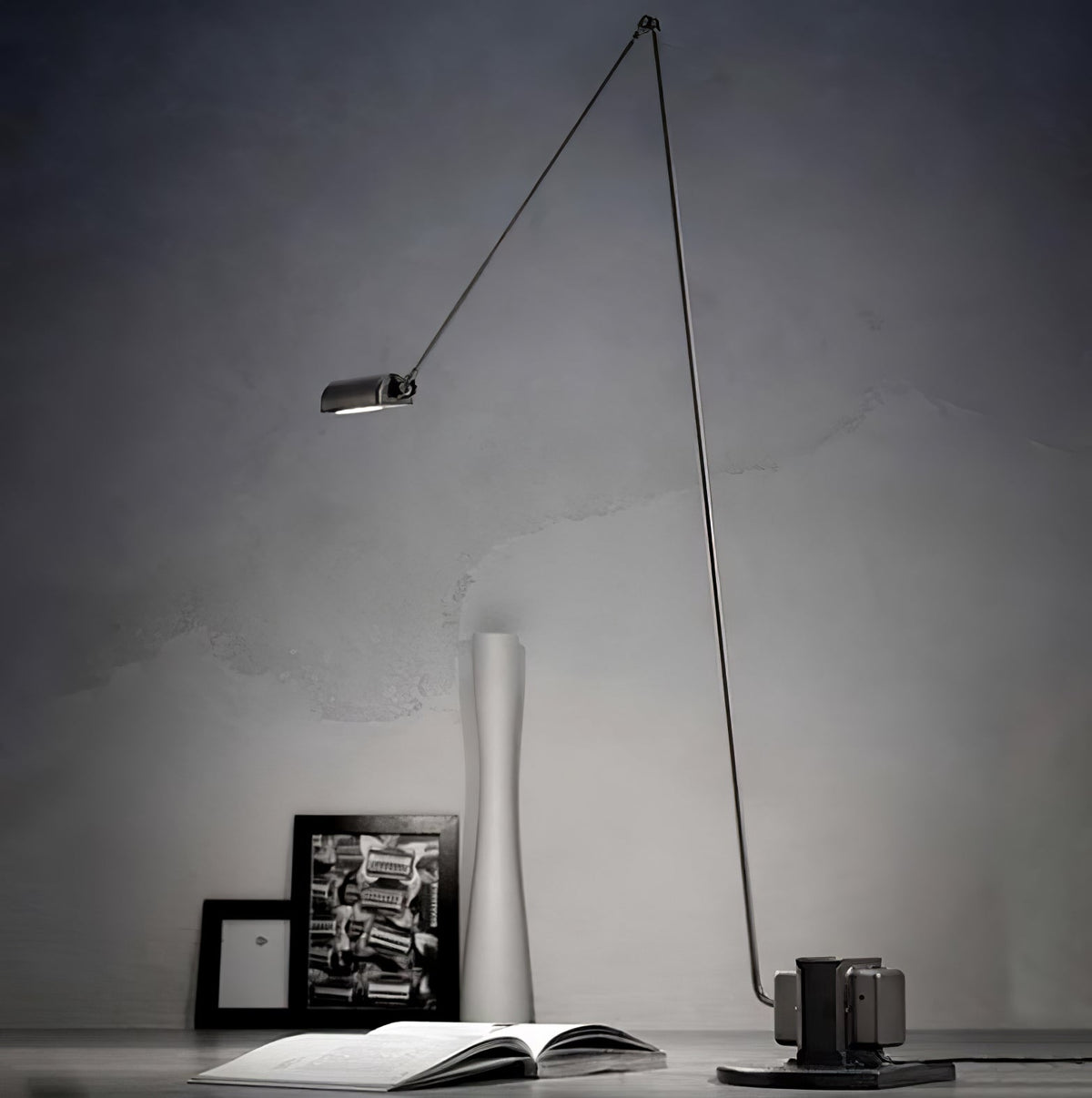 Orvyn lámpara de mesa minimalista