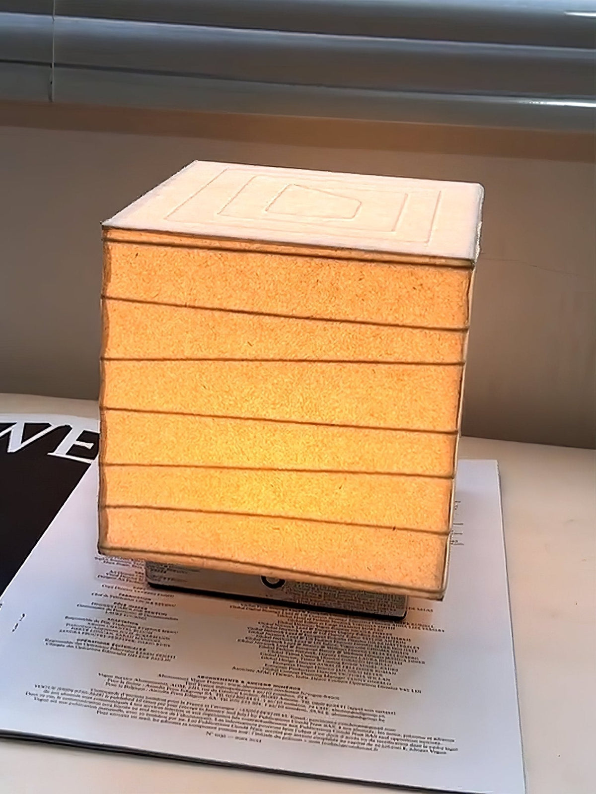 Pryn lámpara de mesa Cube