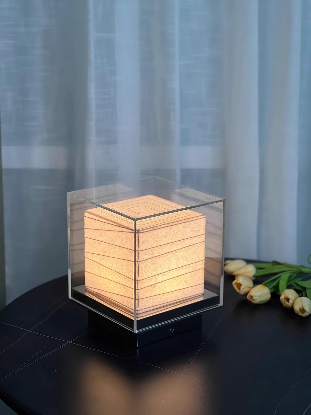 Pryn lámpara de mesa Cube