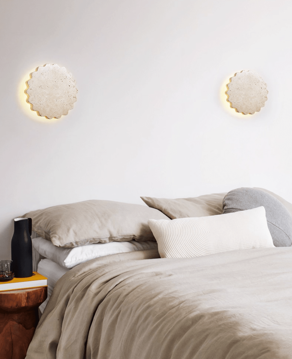 Viraanette aplique de pared Luna con borde escotillado
