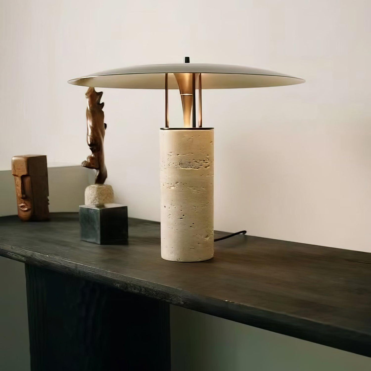 Eara lámpara de mesa Disc-Pillar travertino