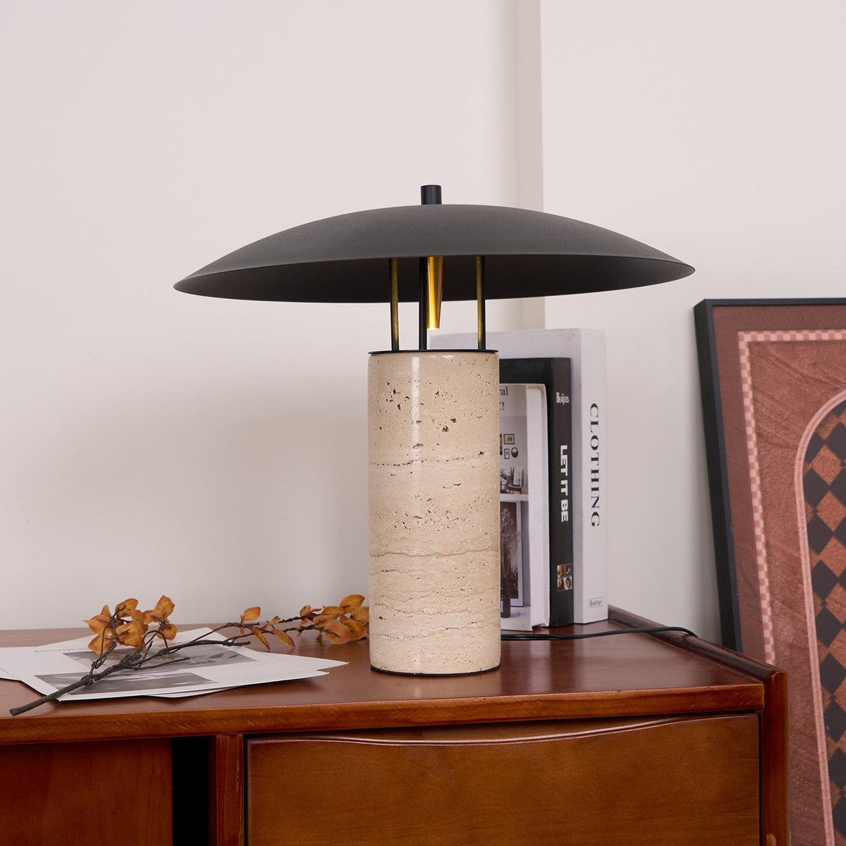 Eara lámpara de mesa Disc-Pillar travertino
