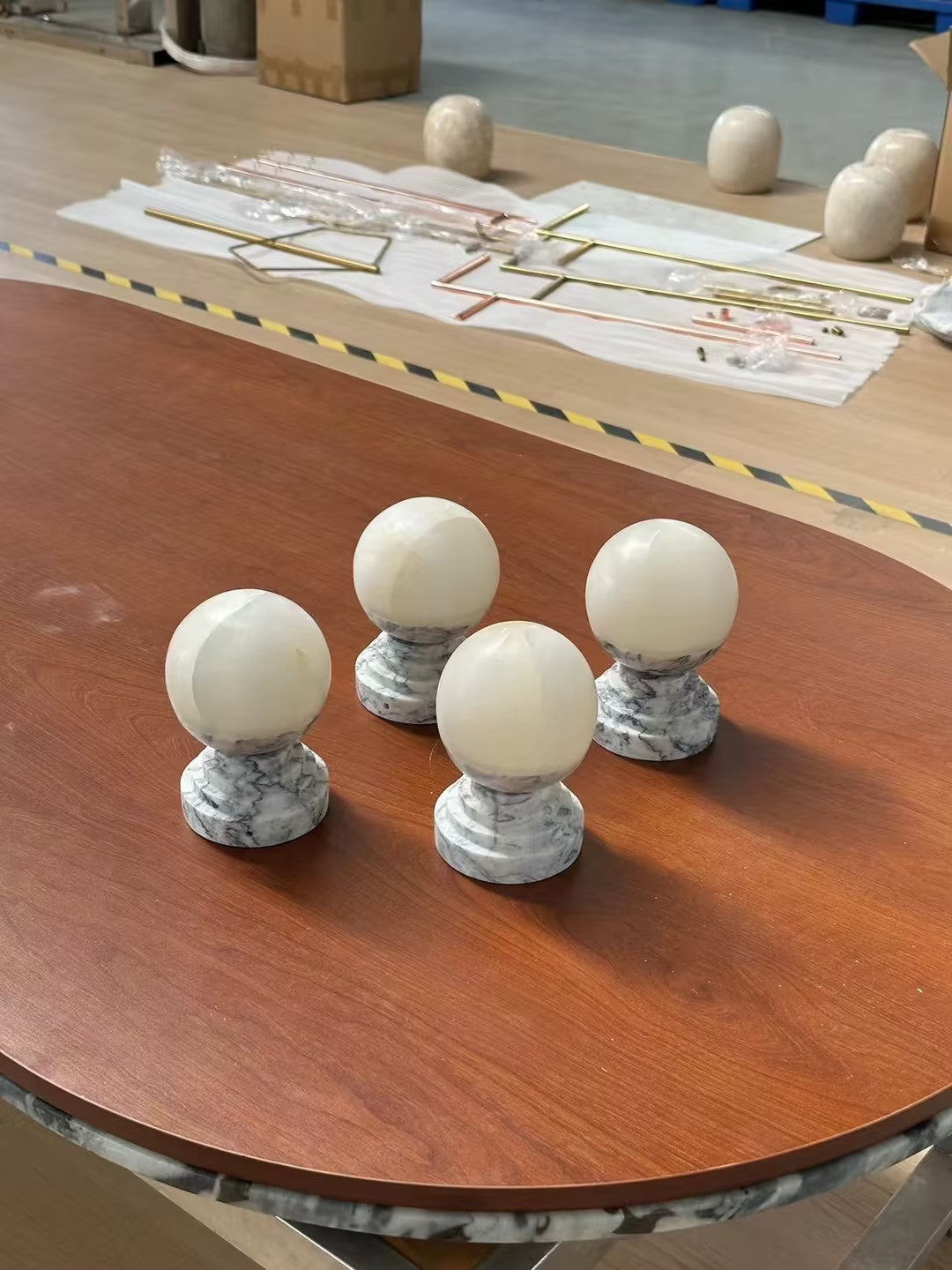 Tinarea lámpara de mesa