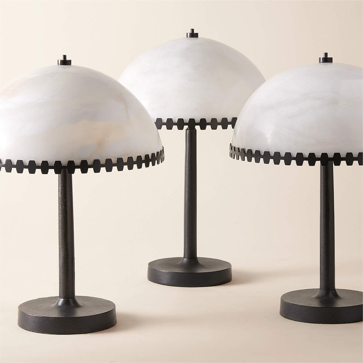 Nuxs lámpara de mesa elegante cúpula alabastro