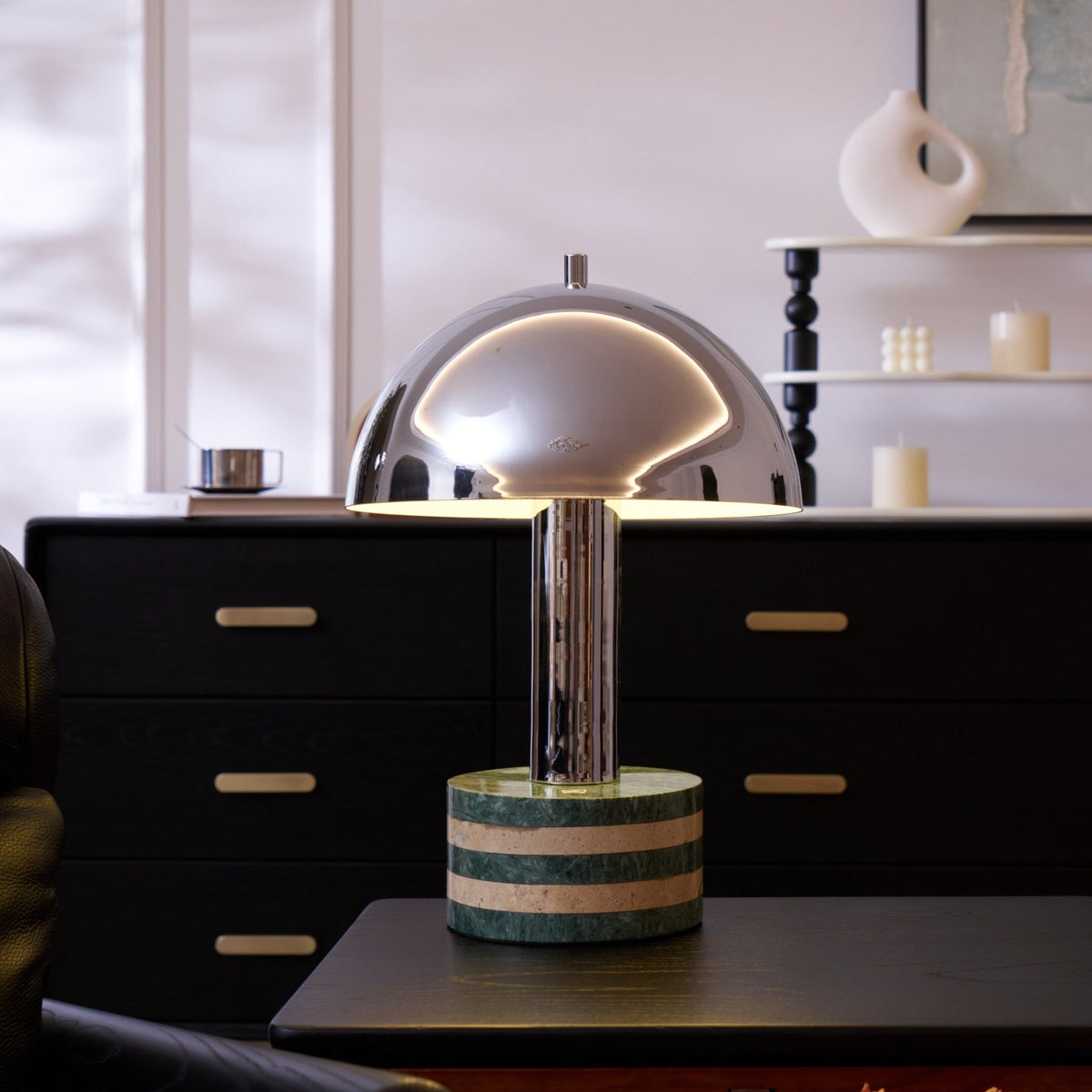 Strata lámpara de mesa minimalista en mármol
