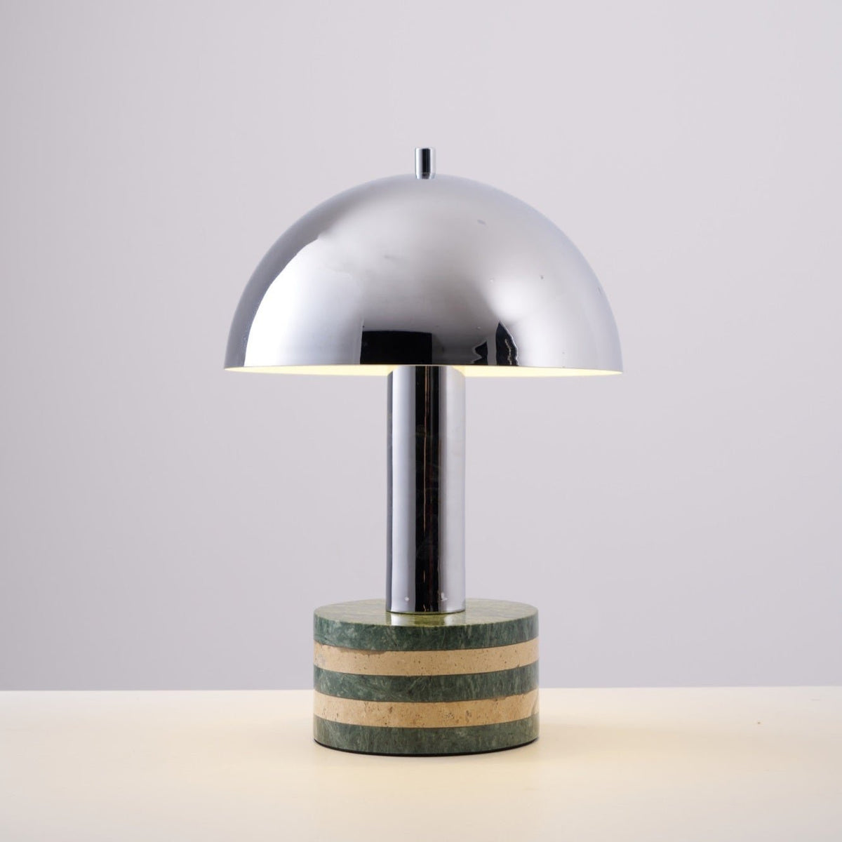 Strata lámpara de mesa minimalista en mármol