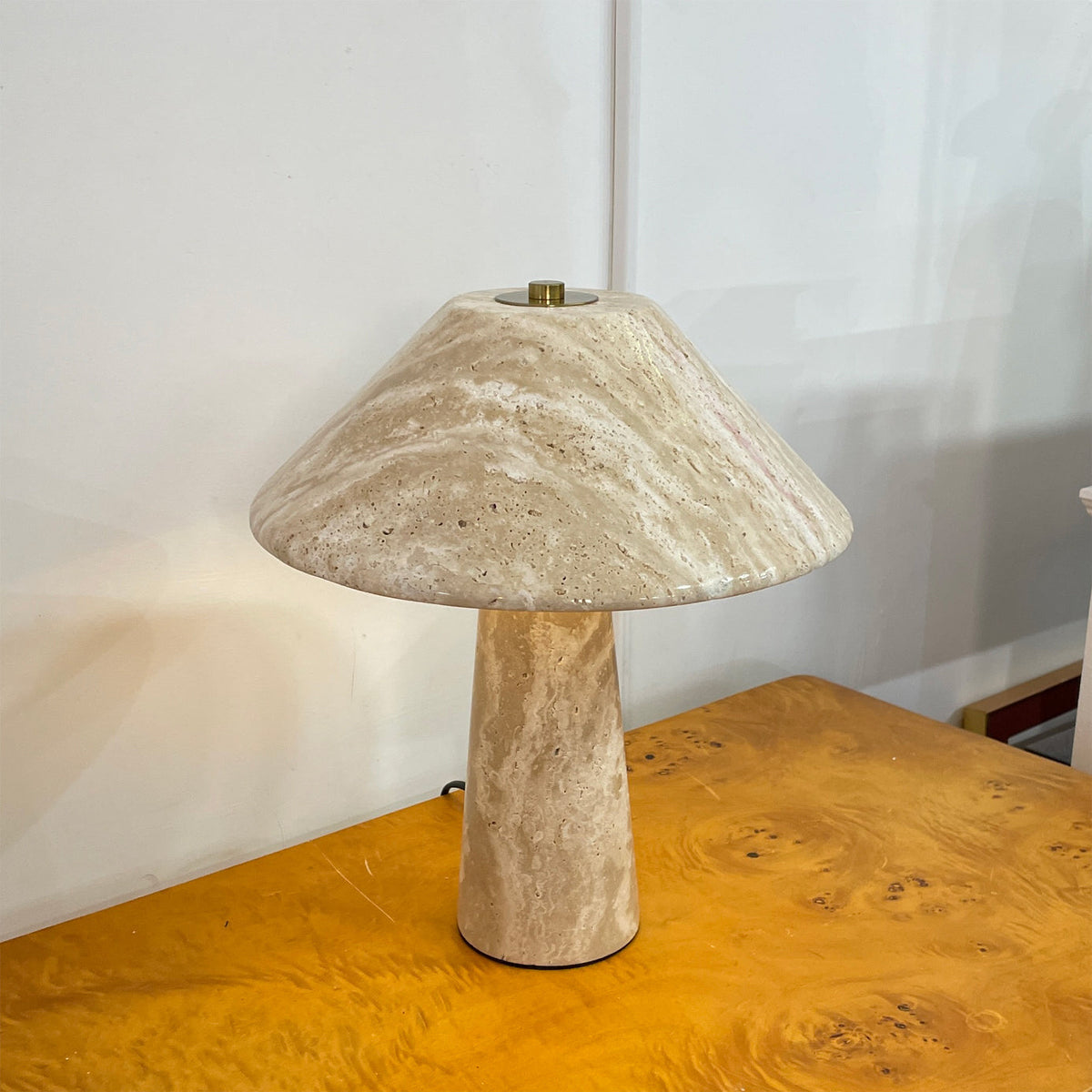 Travienne lámpara de mesa