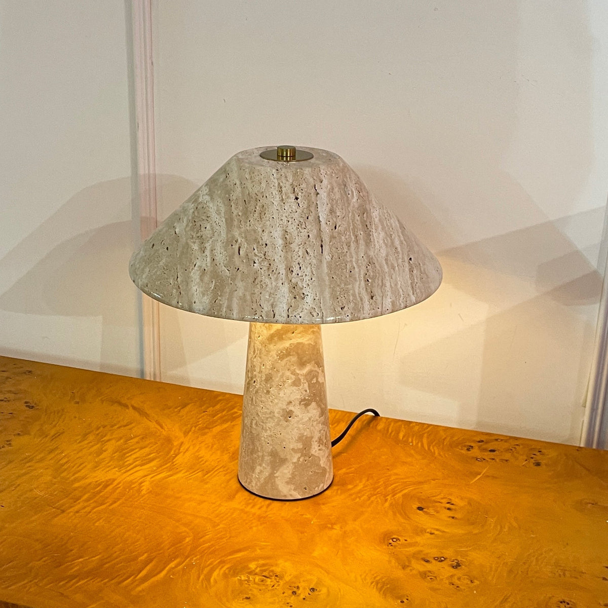 Travienne lámpara de mesa