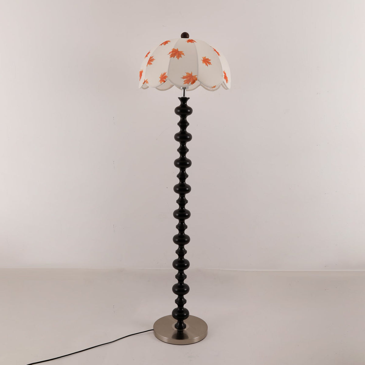 Autumn lámpara de pie elegante de madera y tejido