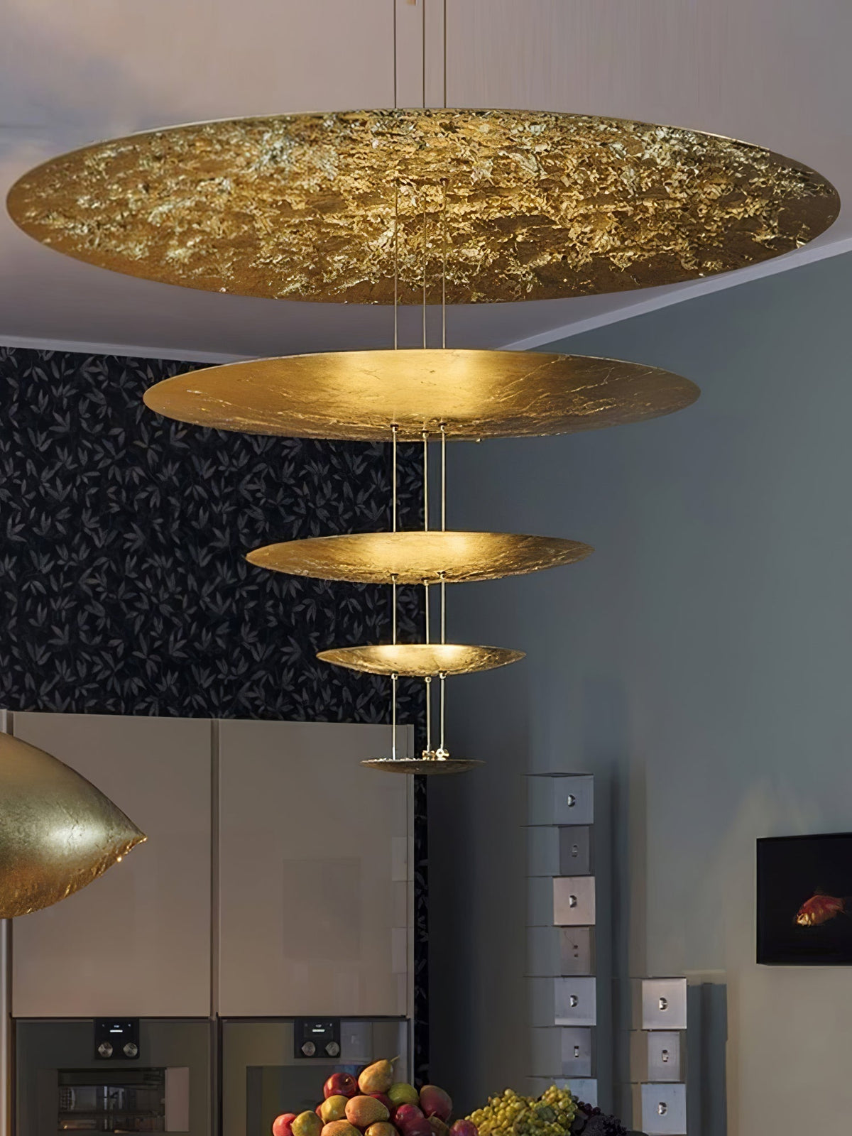 Phelion lámpara colgante de capas con hoja de oro dorada
