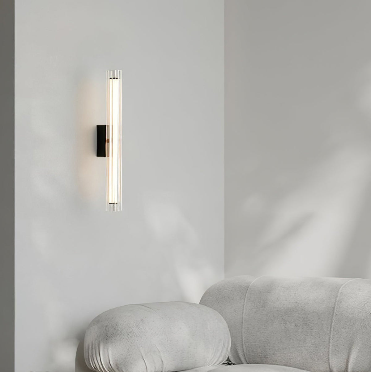 Corv aplique de pared con pantalla de vidrio contemporáneo