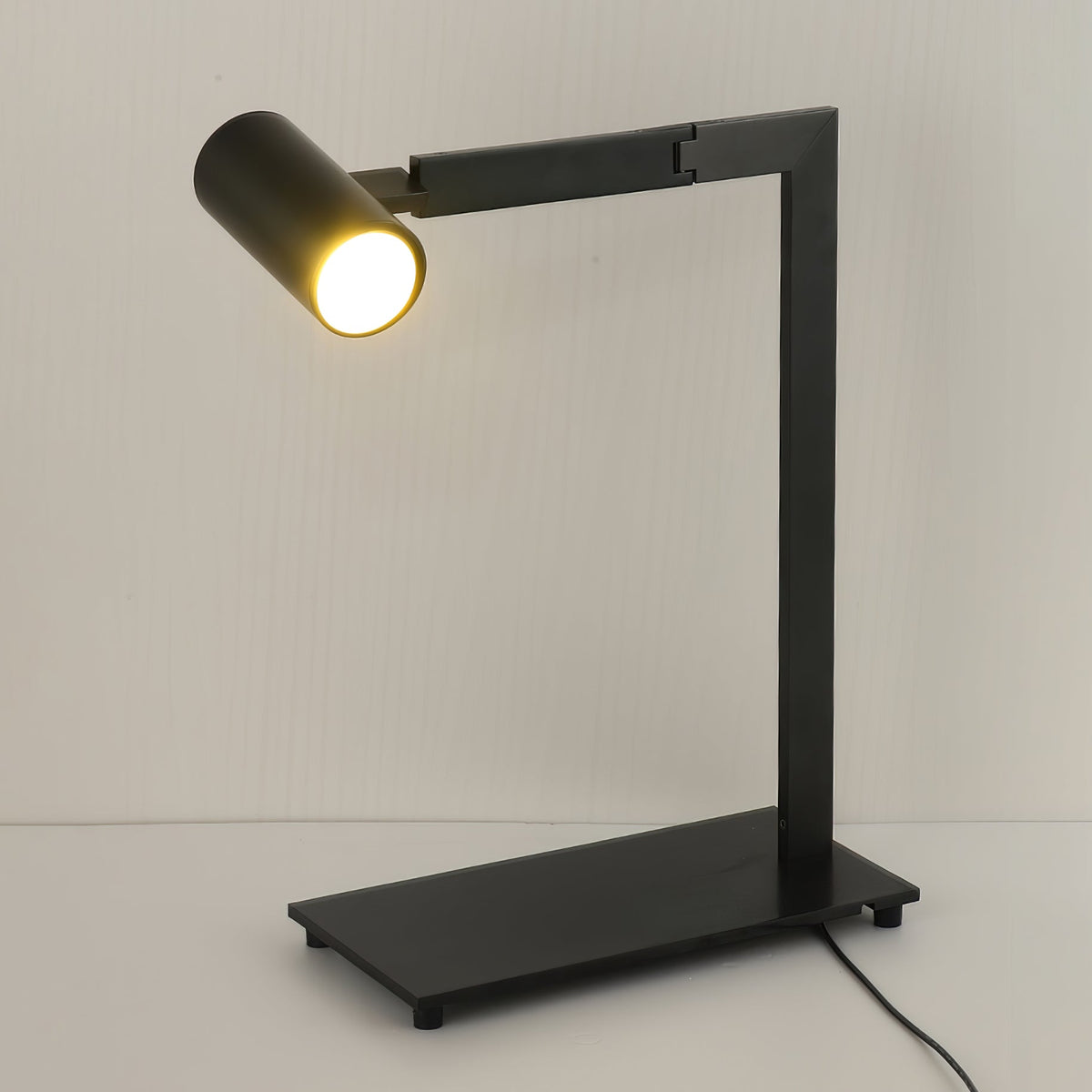 Emmeline lámpara de mesa moderna