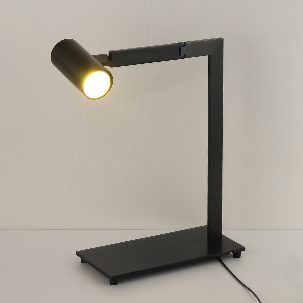 Emmeline lámpara de mesa moderna