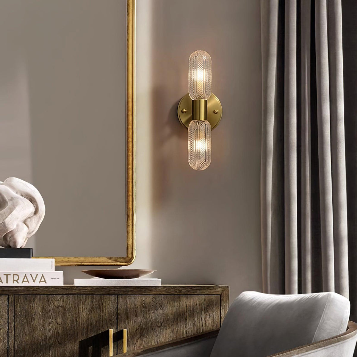 Eira aplique de pared con dos luces en latón y vidrio texturizado