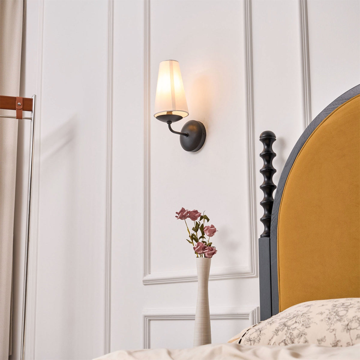 Avraee Aplique de pared Latón Tela Moderno Minimalista