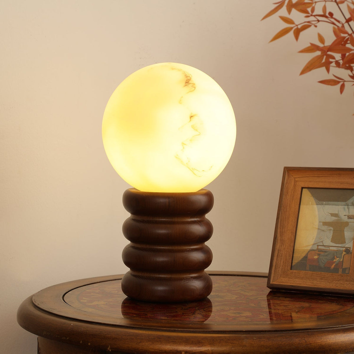 Novar lámpara de mesa de madera contemporánea