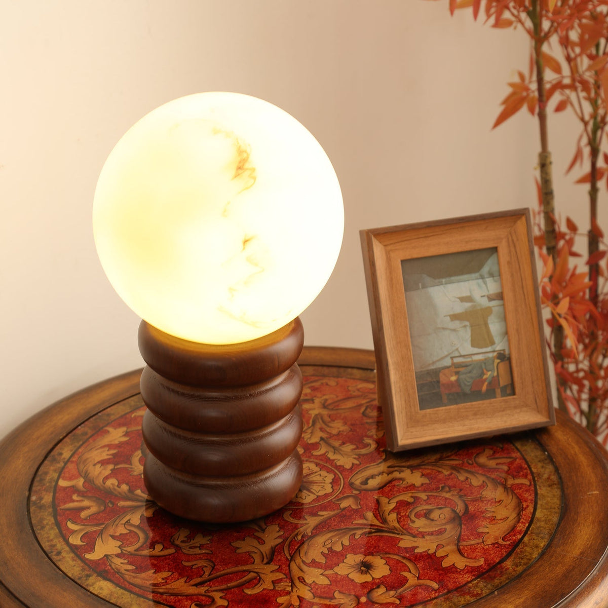 Novar lámpara de mesa de madera contemporánea