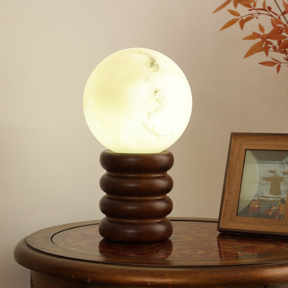 Novar lámpara de mesa de madera contemporánea