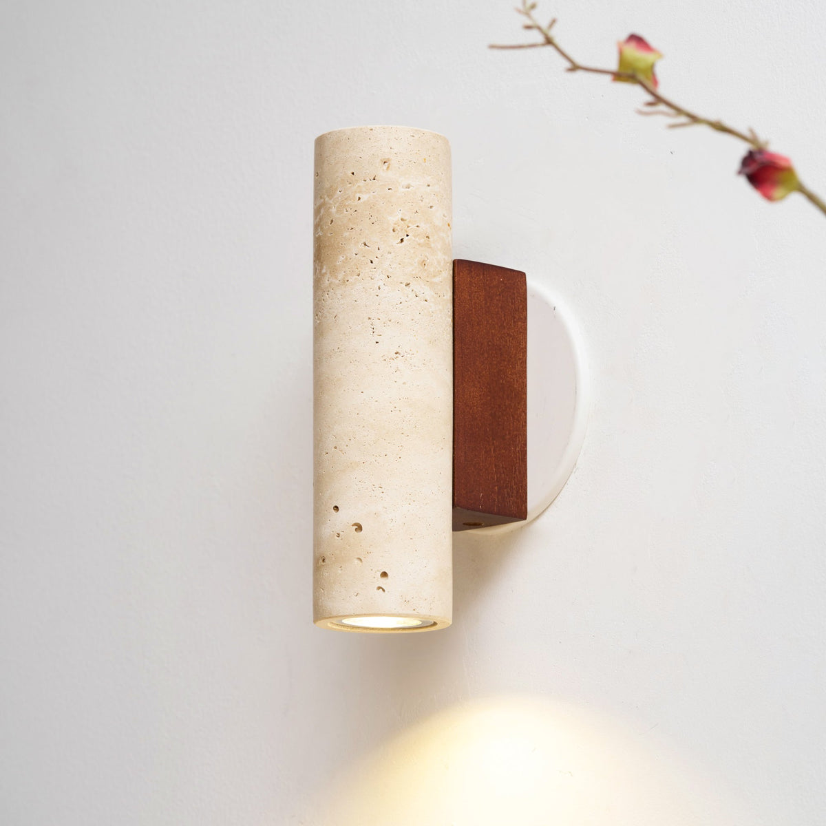 Nula aplique de pared cilindro madera travertino