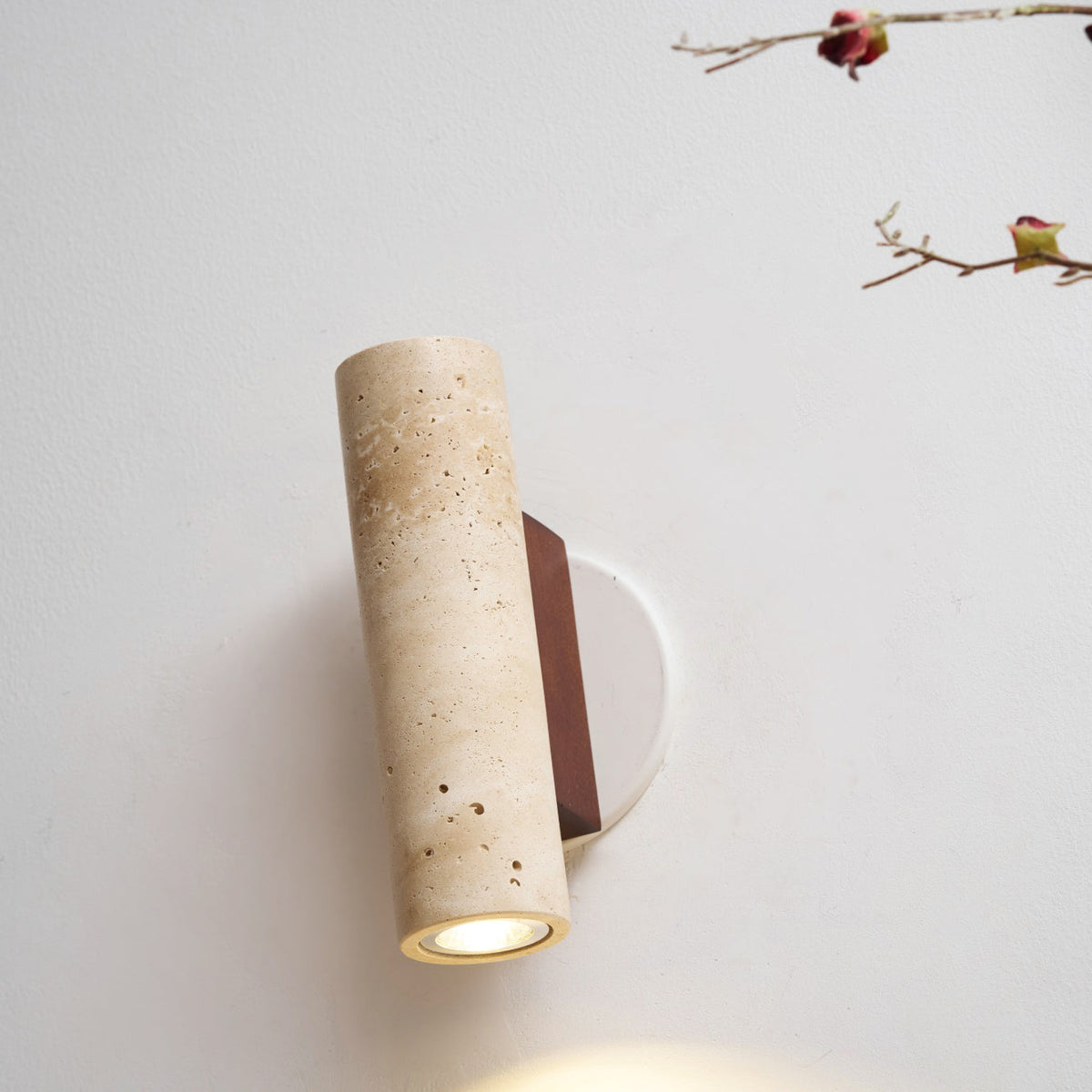 Norenina aplique de pared travertino