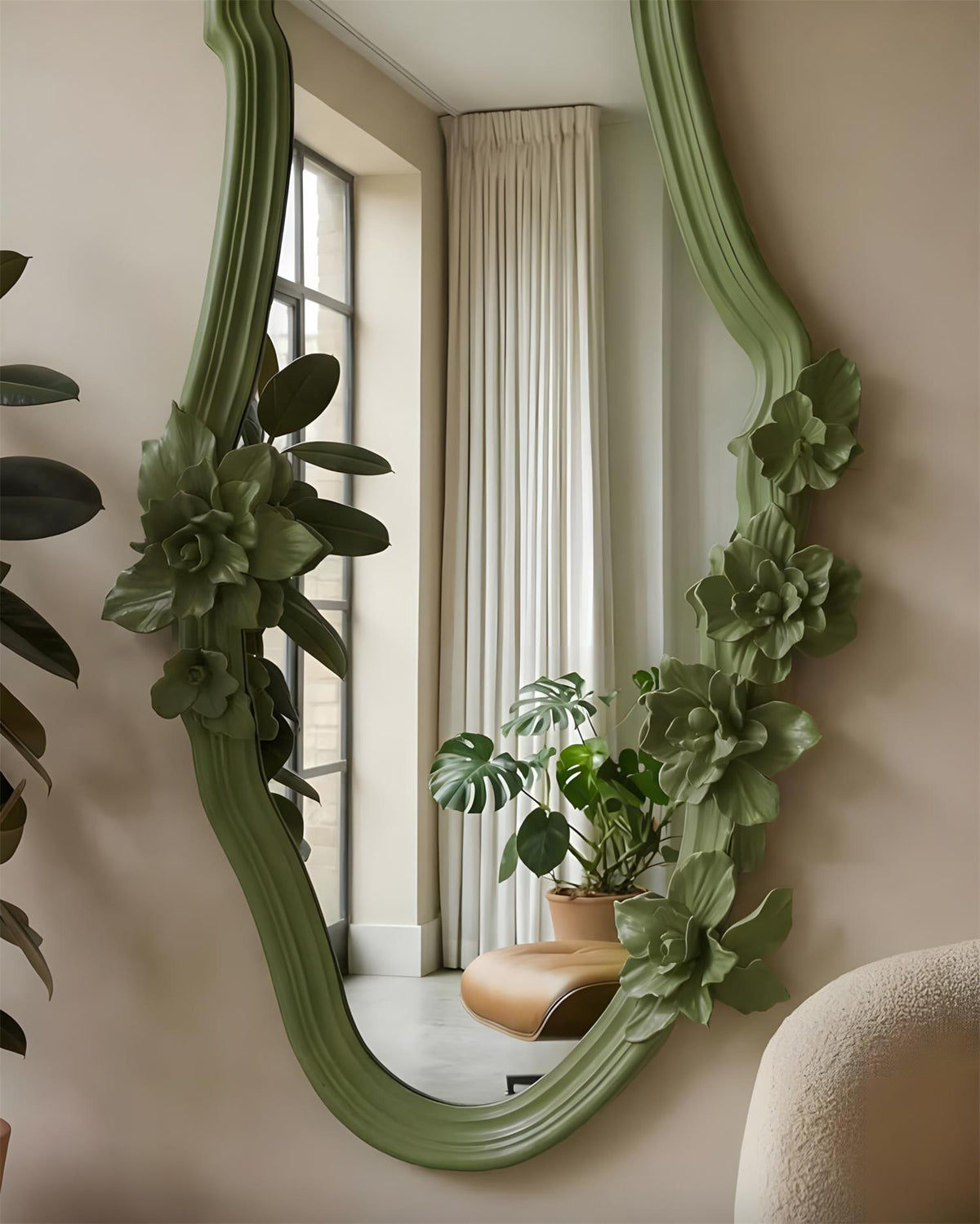 Calarora Mirror