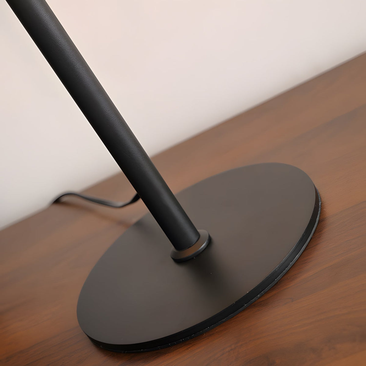 Laurel lámpara de mesa plisada
