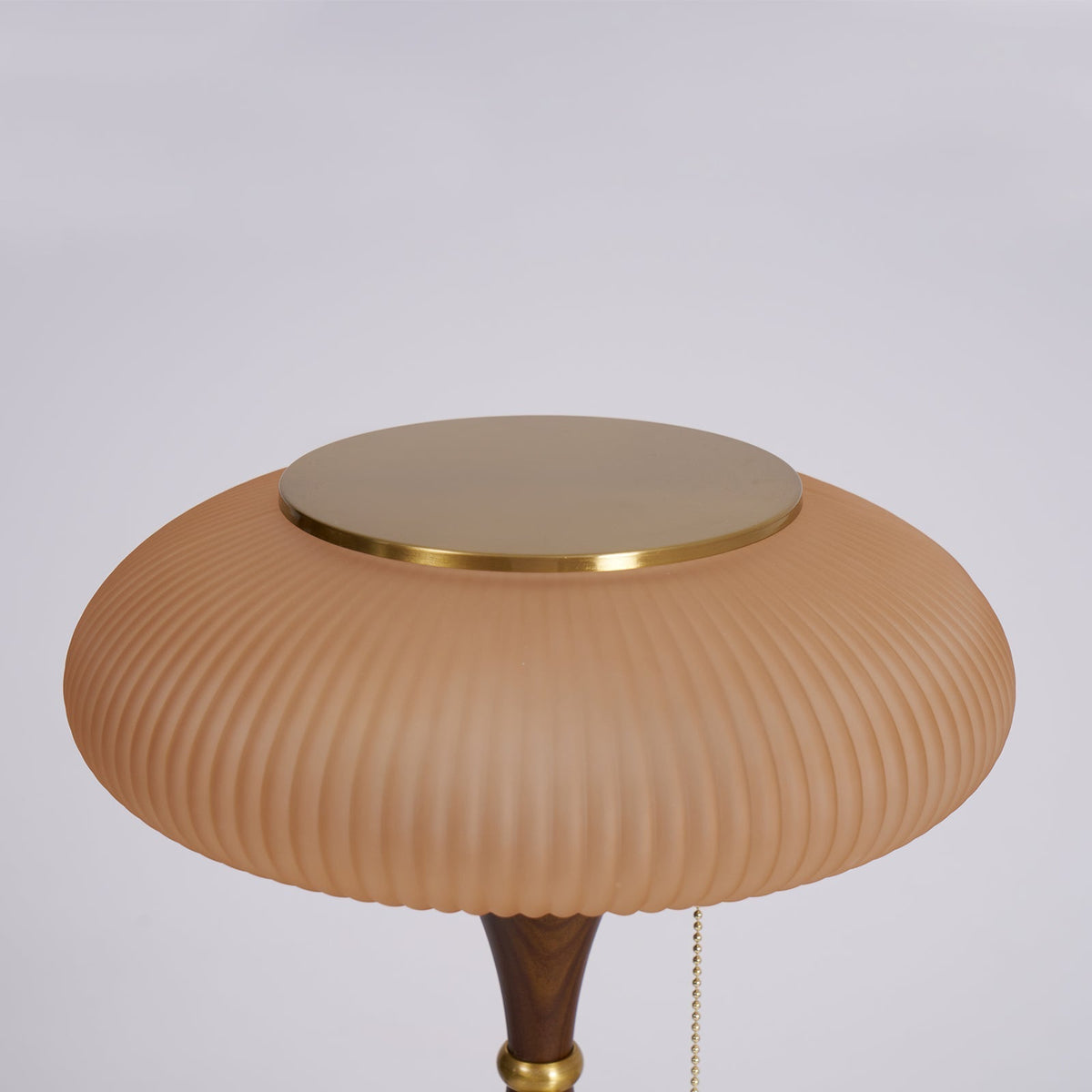 Vevelo lámpara de mesa de madera vintage