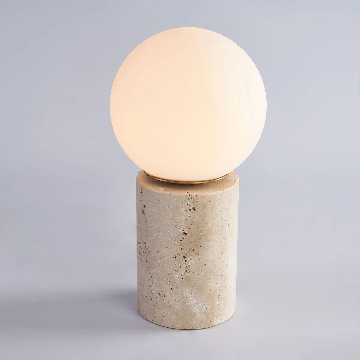 Norinise lámpara de mesa de travertino beige