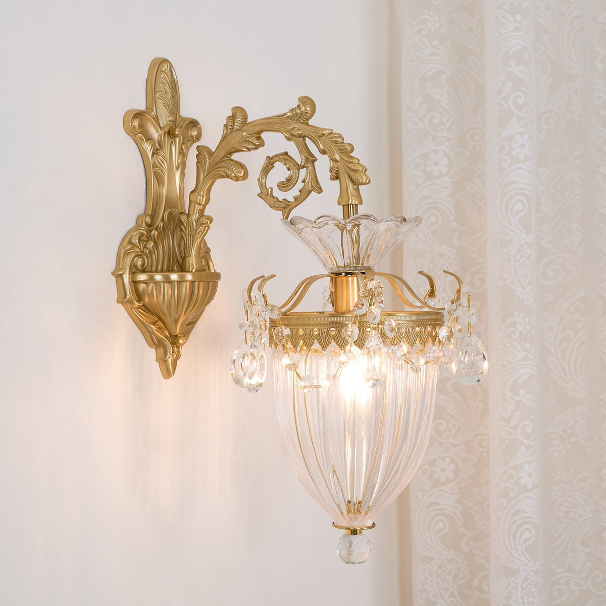 Vireon aplique de pared doble dorado moderno