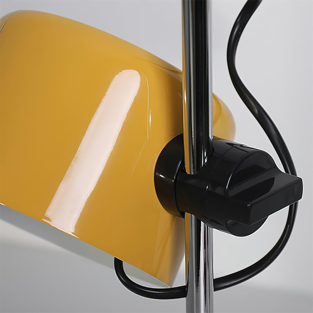 Renuine lámpara de mesa