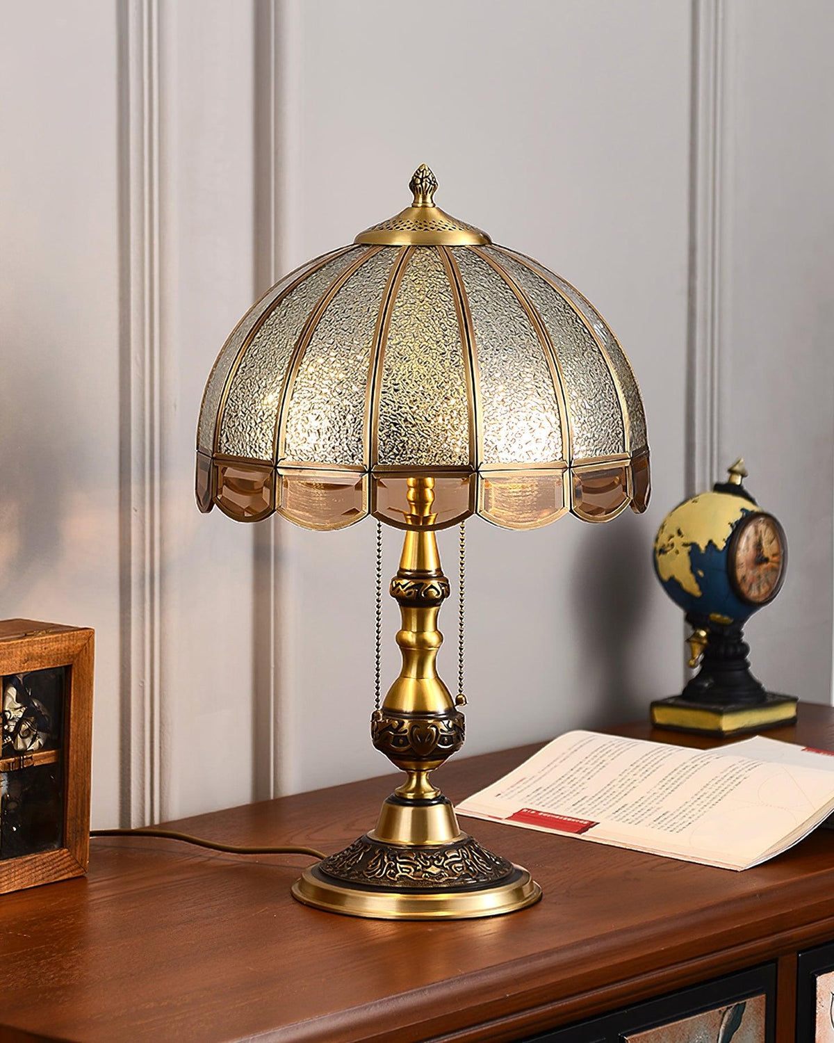 Brillix lámpara de mesa de vidrio y latón Glam