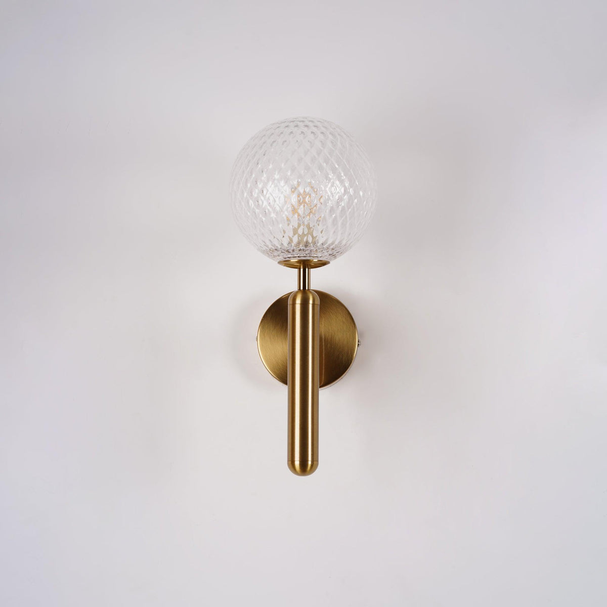 Kynlo aplique de pared con globos de vidrio claro estilo nórdico enchufable esfera