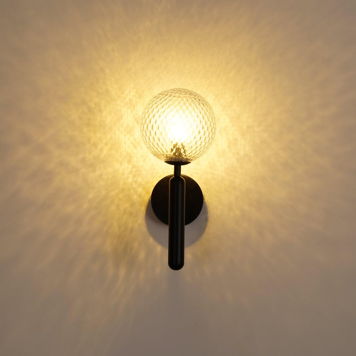 Kynlo aplique de pared con globos de vidrio claro estilo nórdico enchufable esfera