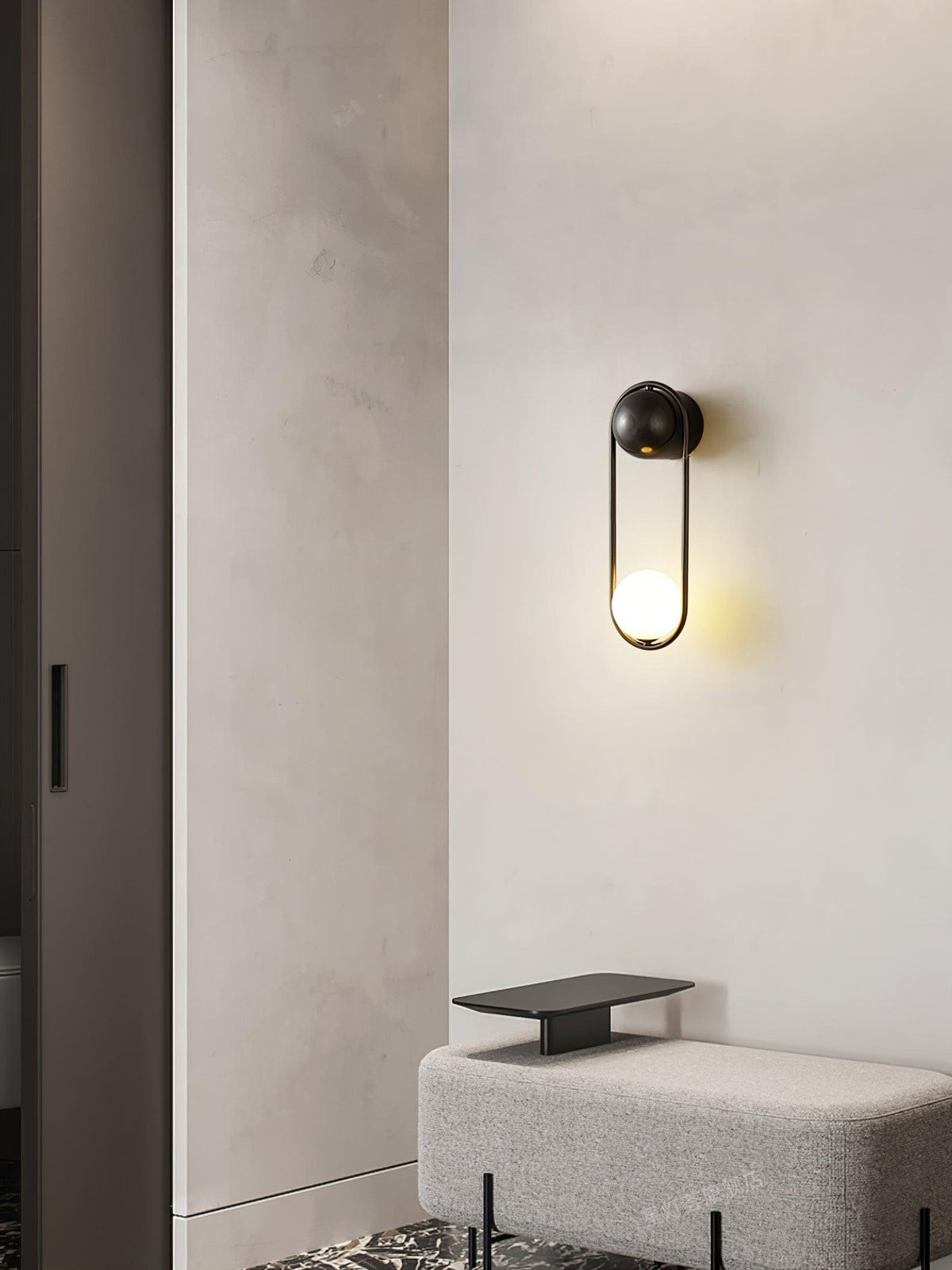 Solarine Radiain aplique de pared minimalista en latón