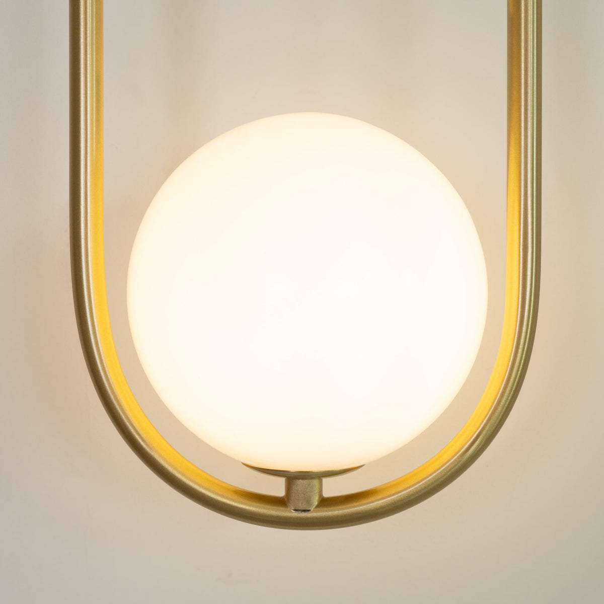 Solarine Radiain aplique de pared minimalista en latón