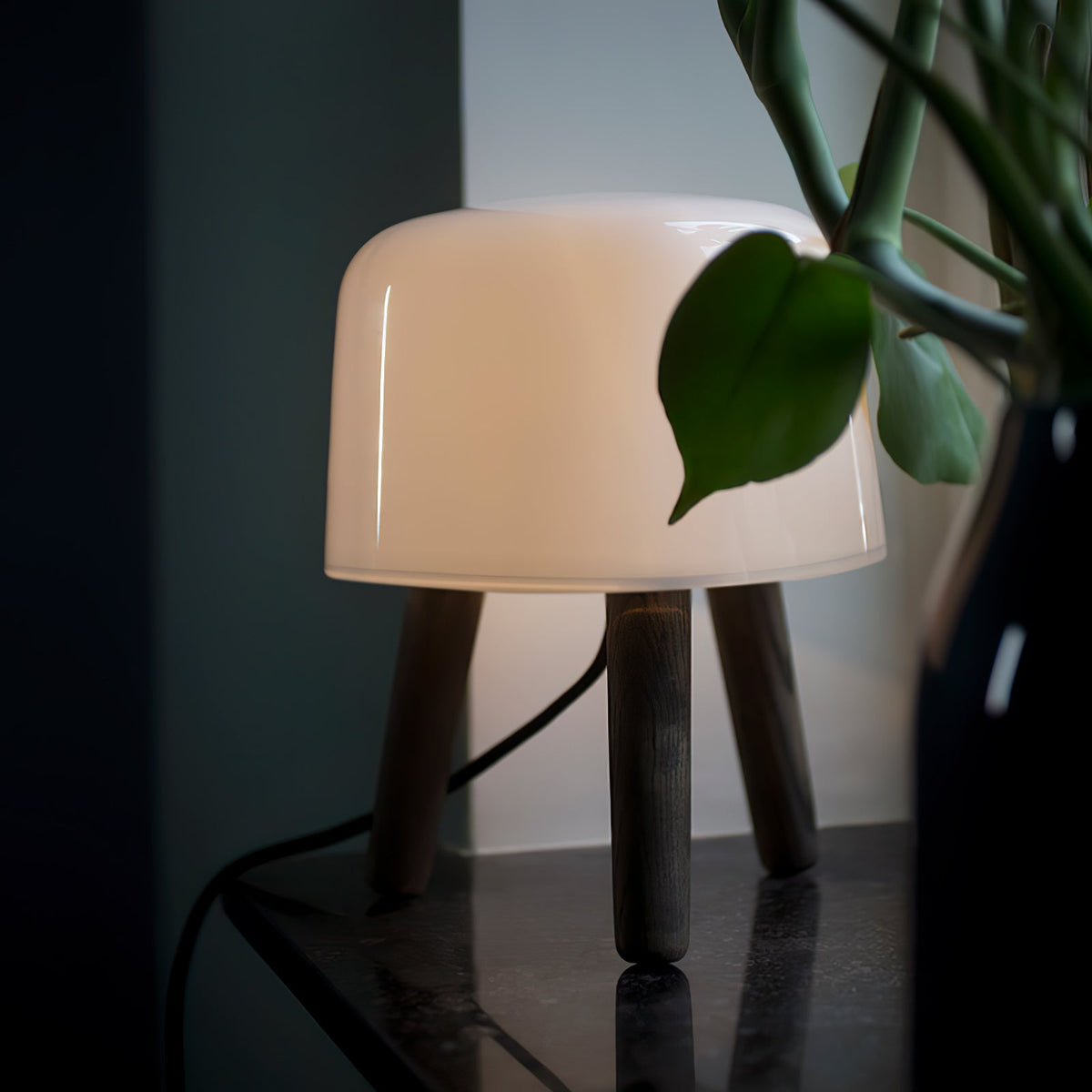 GlowPod lámpara de mesa de madera