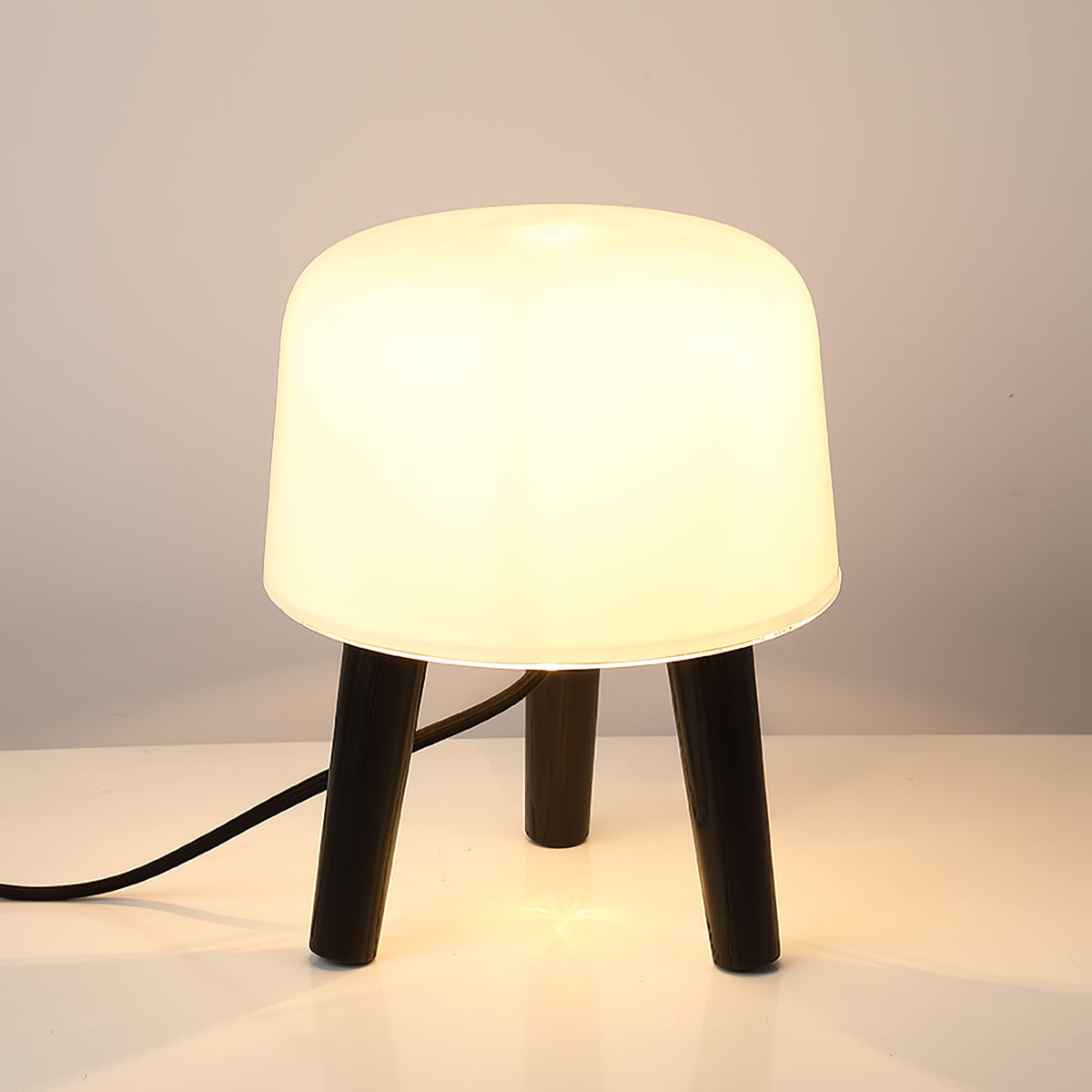 GlowPod lámpara de mesa de madera